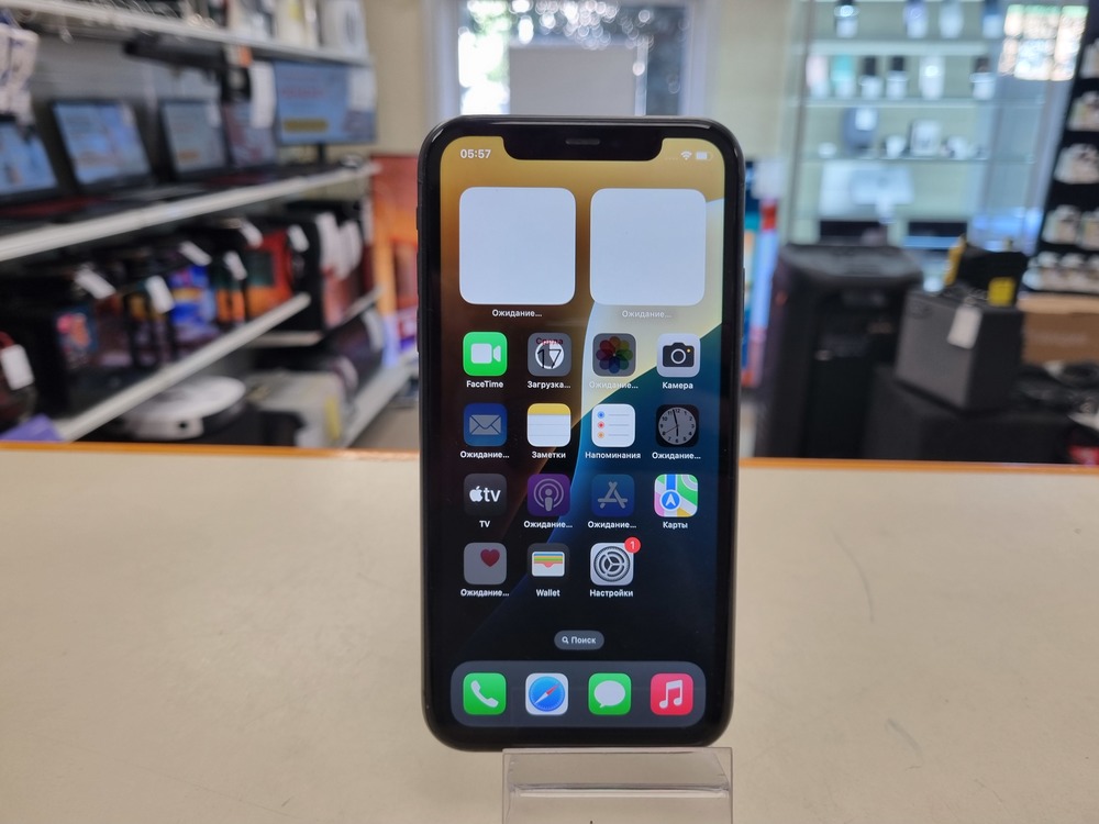 Смартфон Apple iPhone 11 64Gb