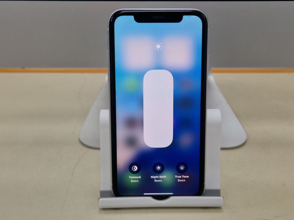 Смартфон Apple iPhone Xr 64Gb