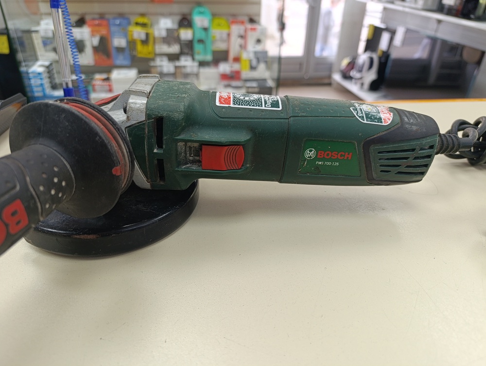 Угловая шлифмашина Bosch PWS 700-125