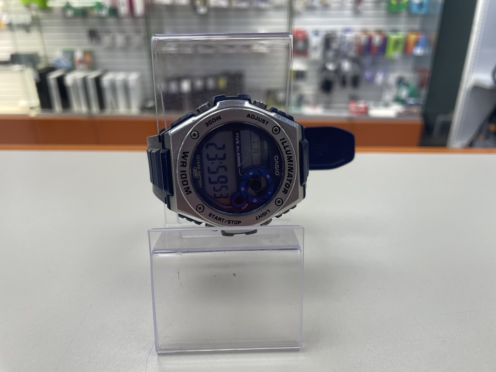 Часы наручные Casio W752