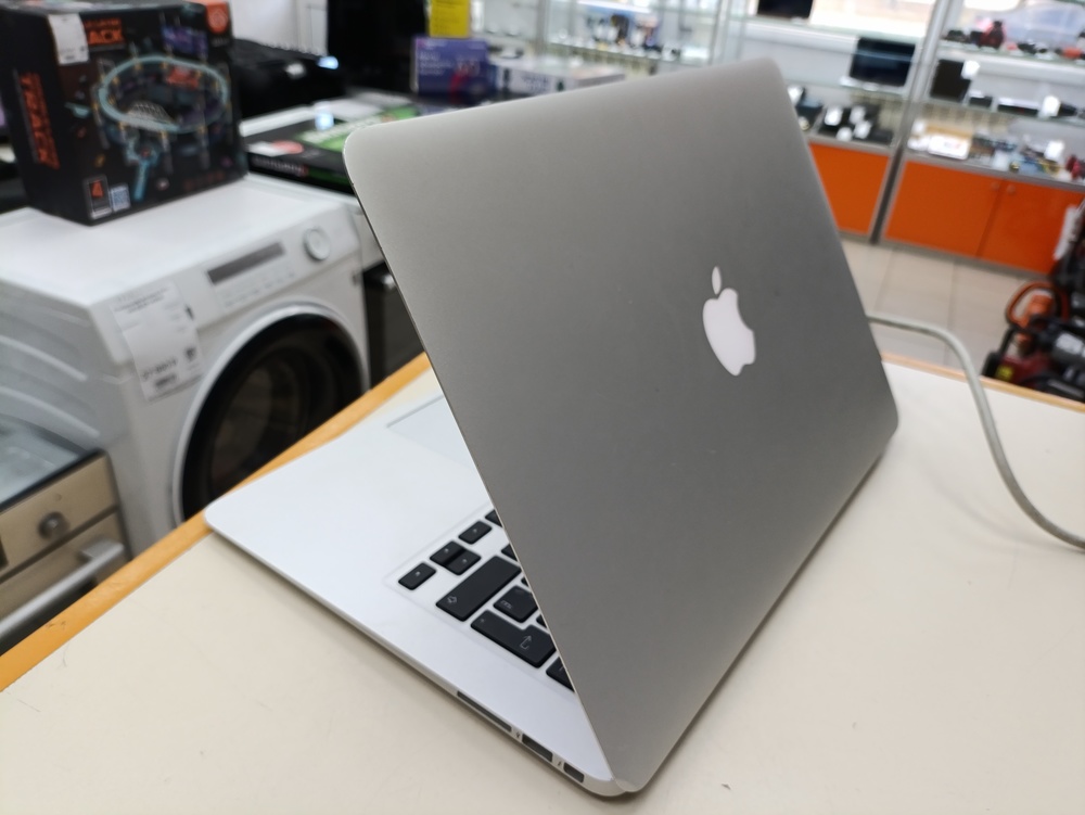 Ноутбук Apple MacBookAir (13 дюймов  A1466) 2012