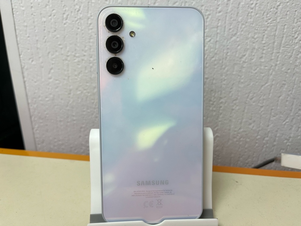 Смартфон Samsung Galaxy A15 4/128