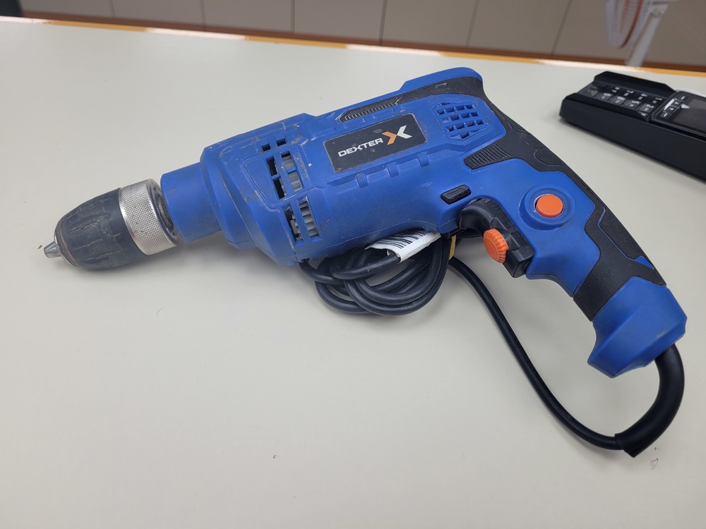 Дрель-ударная Dexter 650ID2.5;
