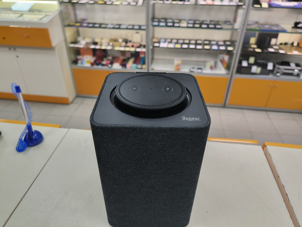 Умная колонка  Яндекс Станция Макс