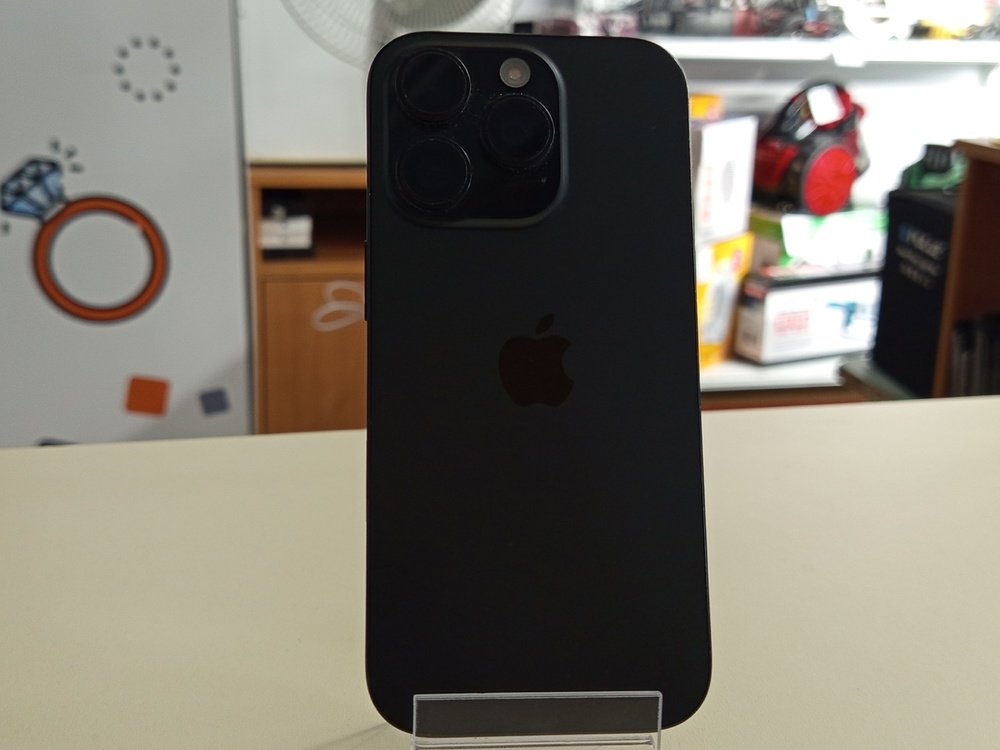 Смартфон Apple Iphone 16 Pro 256Gb