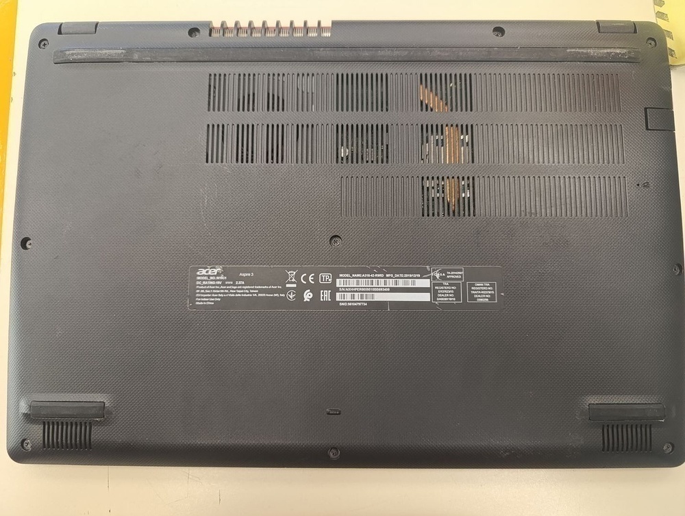 Ноутбук Acer Aspire 3; Ryzen 5 3500U, Radeon Vega 8, 8 Гб, 250 Гб, Нет