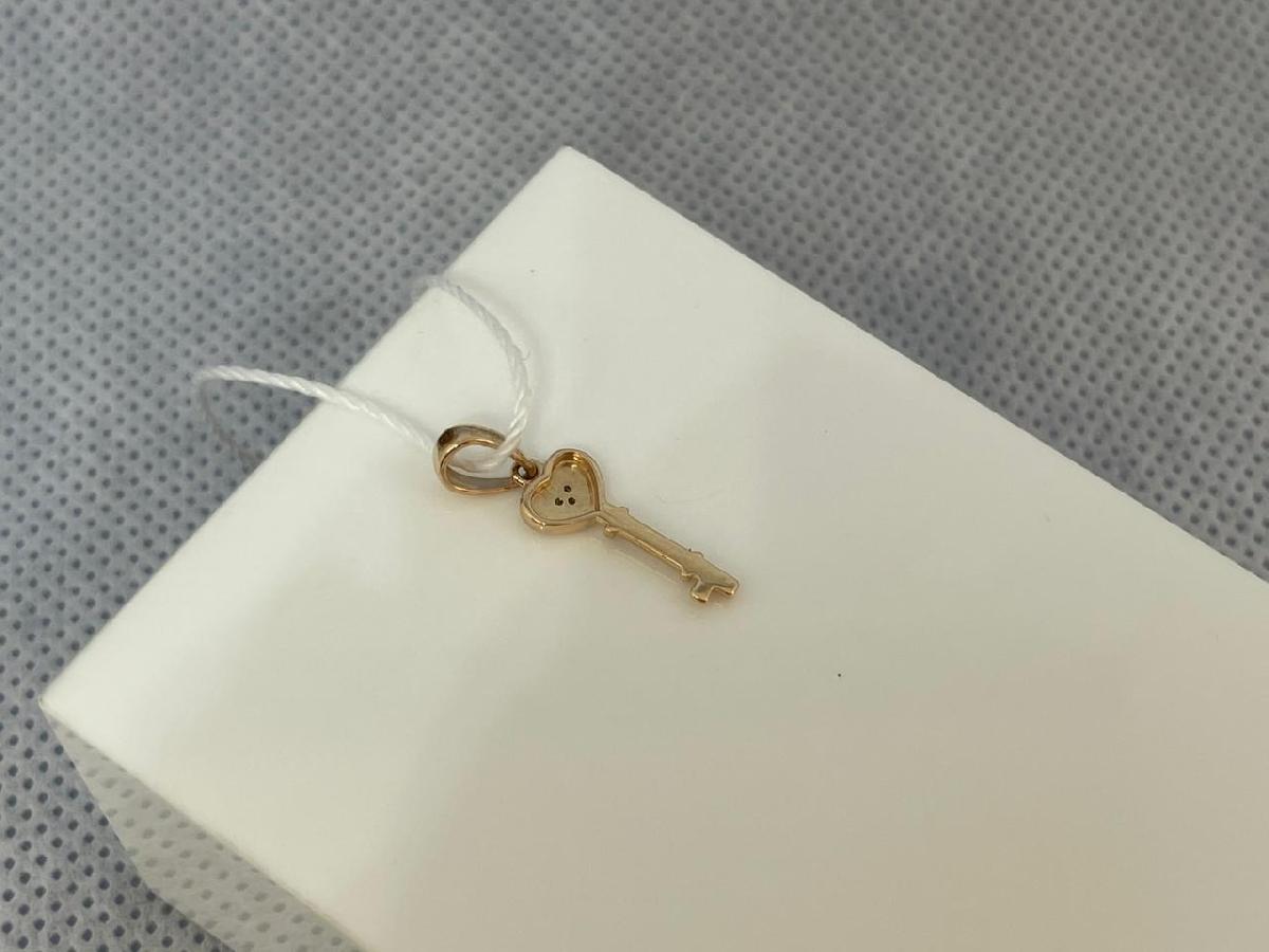 ПОДКМИ585 ПОДВЕСКА С КАМНЯМИ (Au 585) ПОДКМИ585 ПОДВЕСКА С КАМНЯМИ (Au 585)