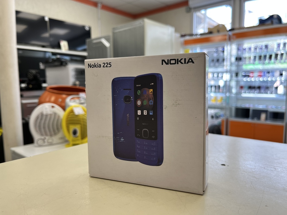 Смартфон Nokia 225 DUAL SIM