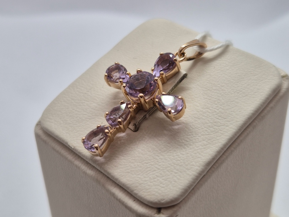 ПОДККИ585 ПОДВЕСКА КРЕСТ С КАМНЯМИ (Au 585)