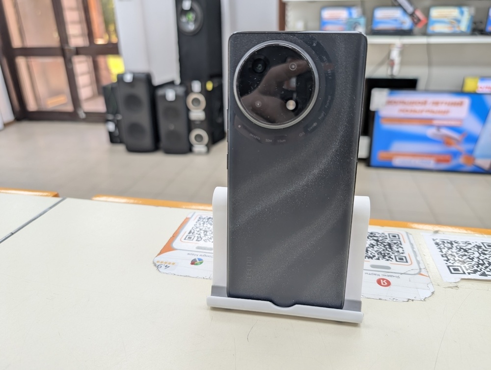 Смартфон Tecno Camon 30S 6/128