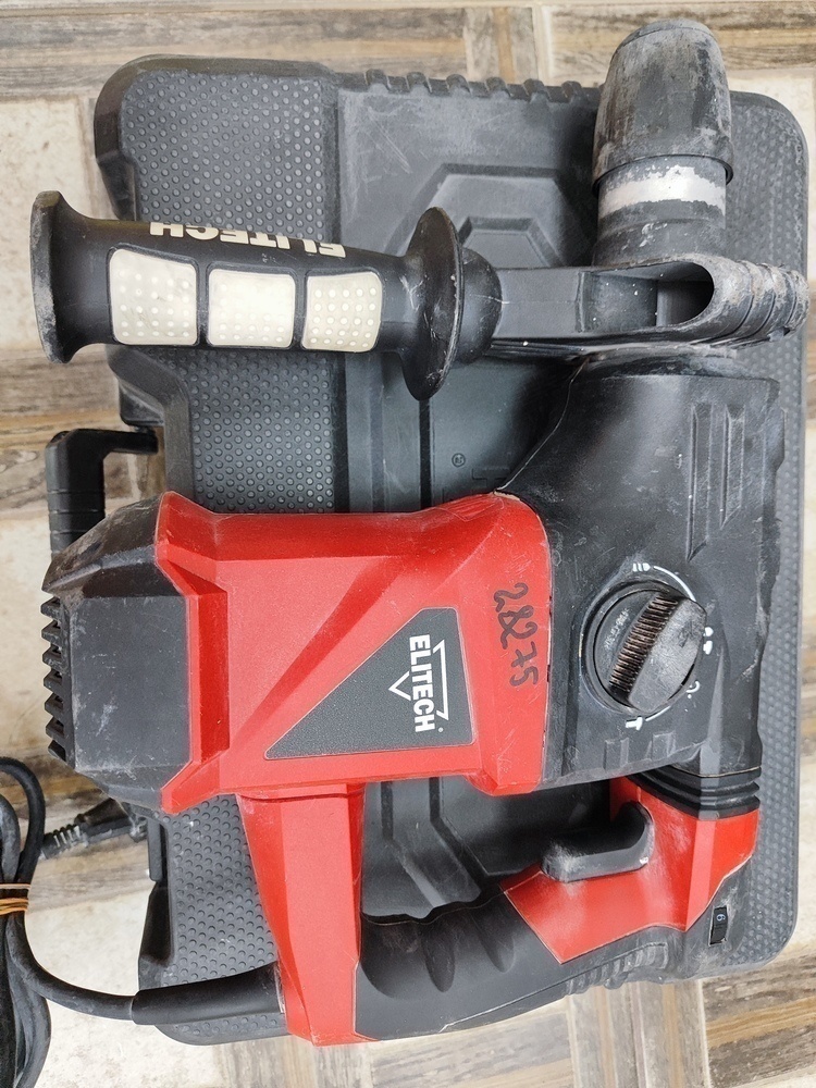 Перфоратор Elitech П 4-32ЭМ