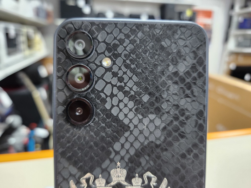 Смартфон Samsung Galaxy A16 4/128