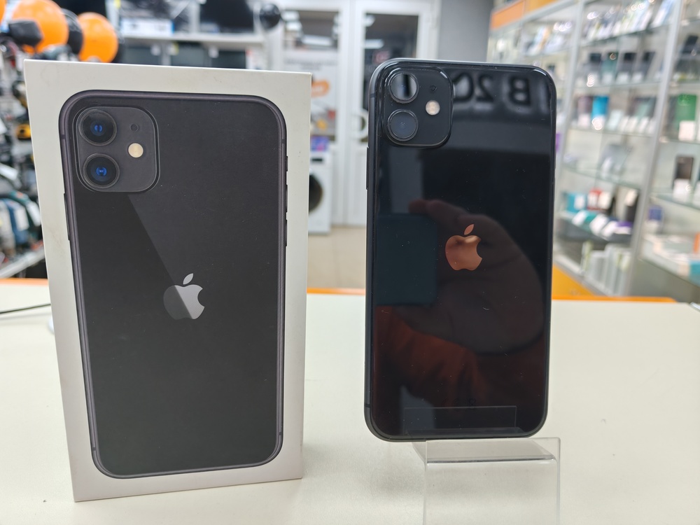 Смартфон Apple iPhone 11 64Gb