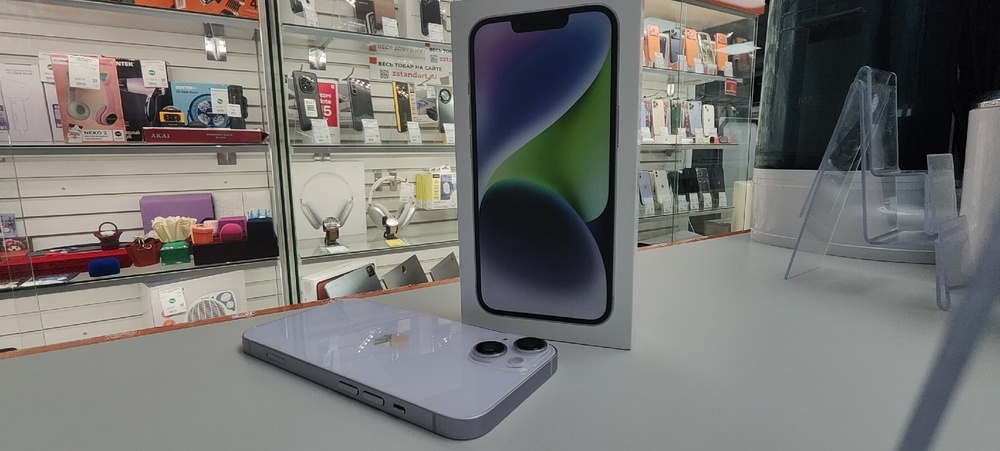 Смартфон Apple Iphone 14 128Gb
