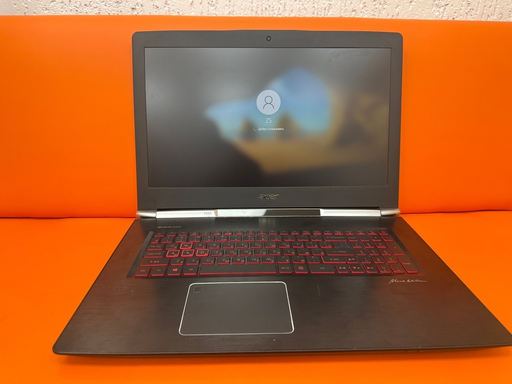 Ноутбук Acer; Core i7-7700HQ, GeForce GTX 1060 3GB, 16 Гб, 240 Гб, 500 Гб
