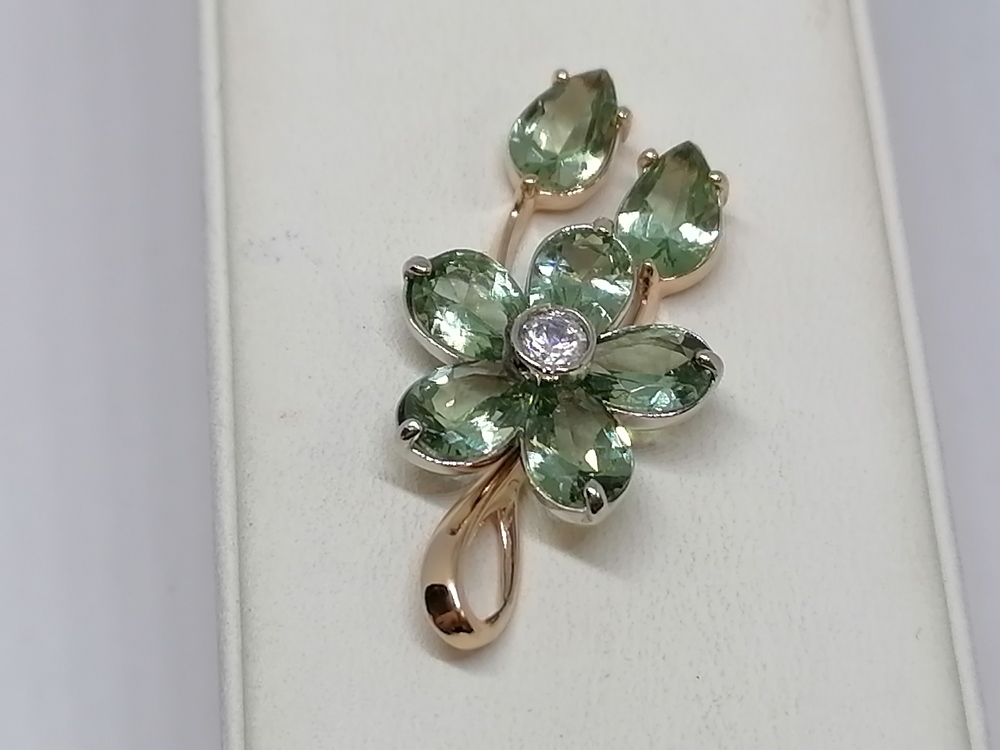 ПОДВЕСКА С КАМНЯМИ (Au 585)