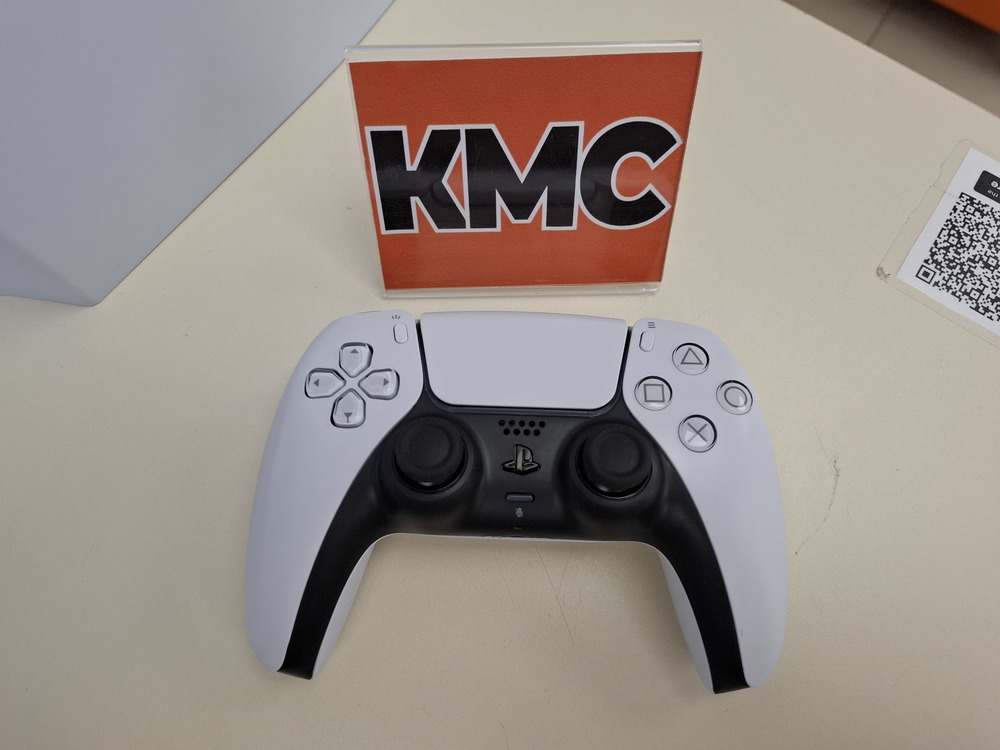 Игровая приставка PlayStation 5 825Gb (С дисководом)