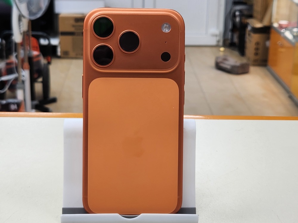 Смартфон Apple Iphone 17 Pro 256Gb eSim