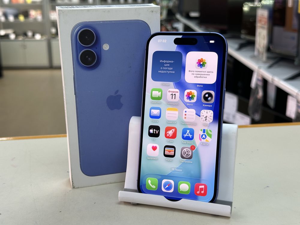 Смартфон Apple Iphone 16 128Gb