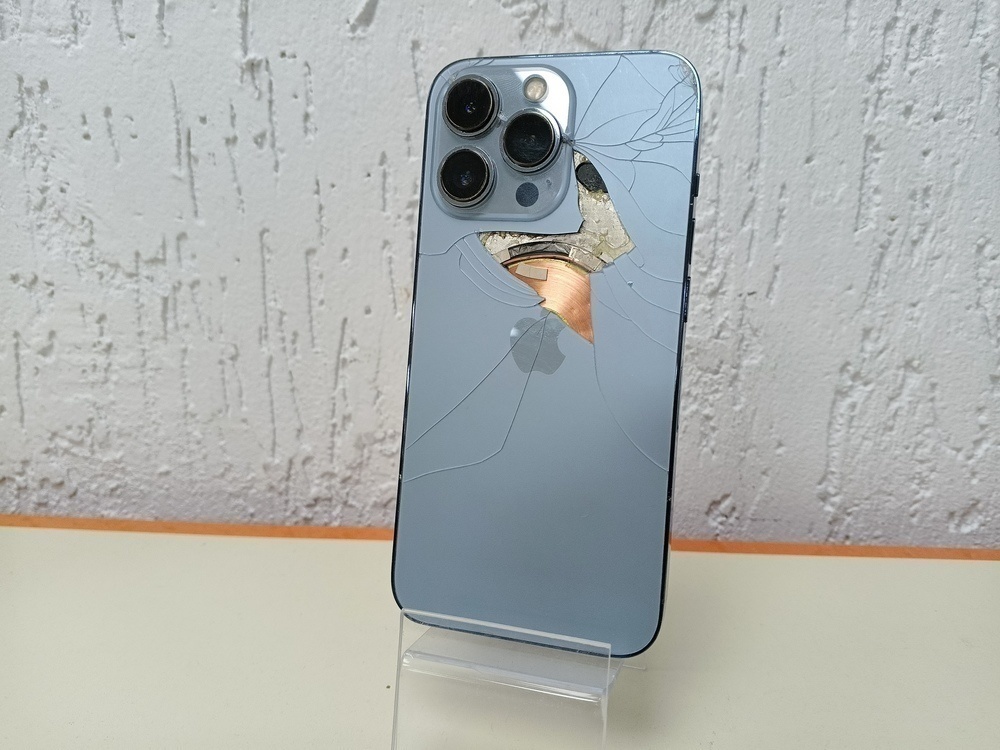 Смартфон Apple iPhone 13 Pro 128Gb