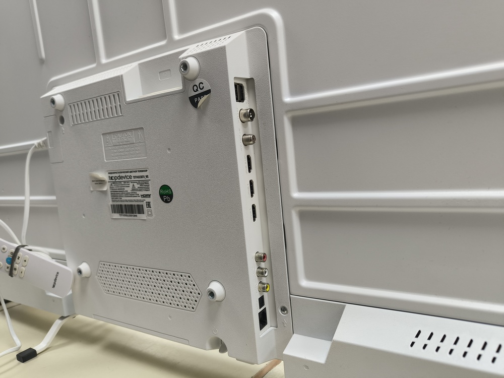 LED Телевизор Top Device TDTV43CS07U_WE