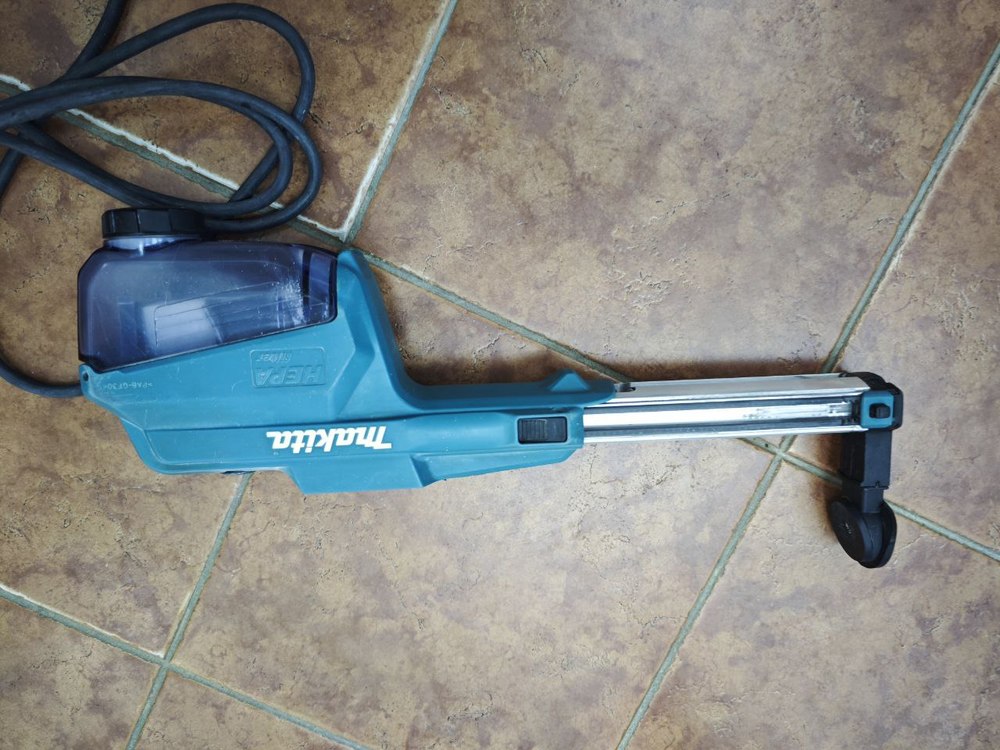 Перфоратор Makita HR2652
