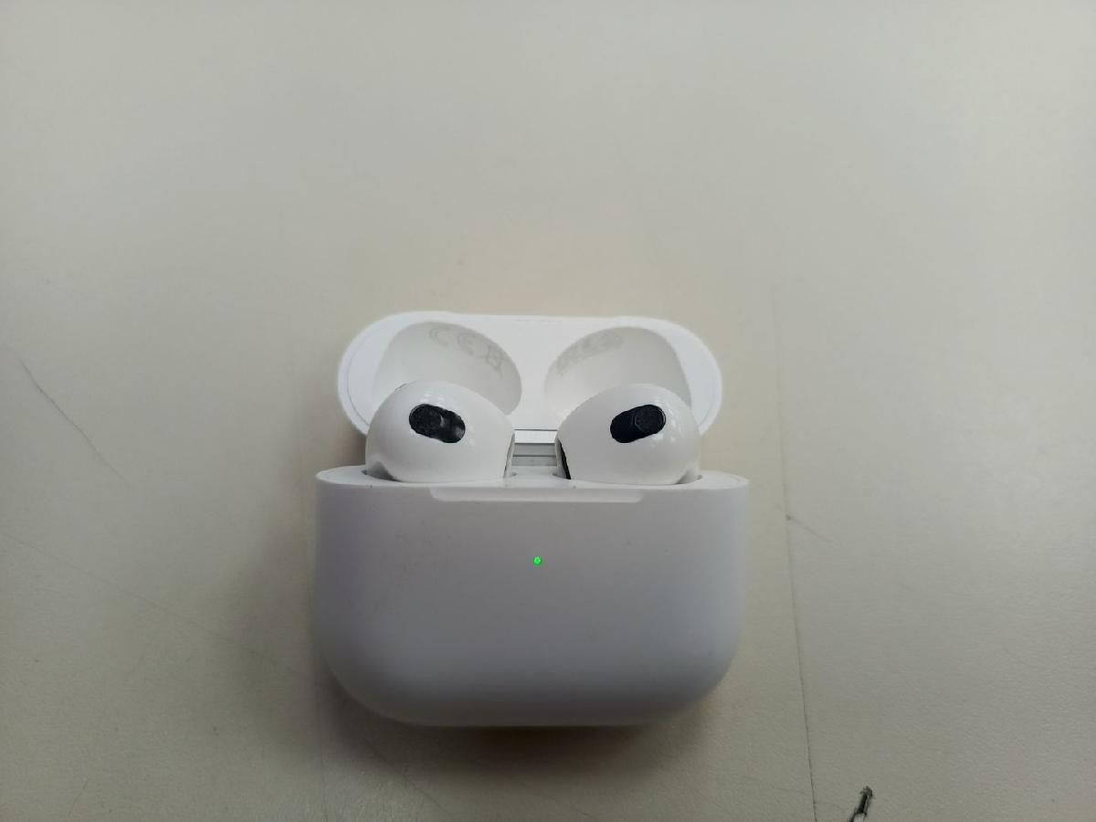 Наушники беспроводные Apple AirPods 3 Lightning