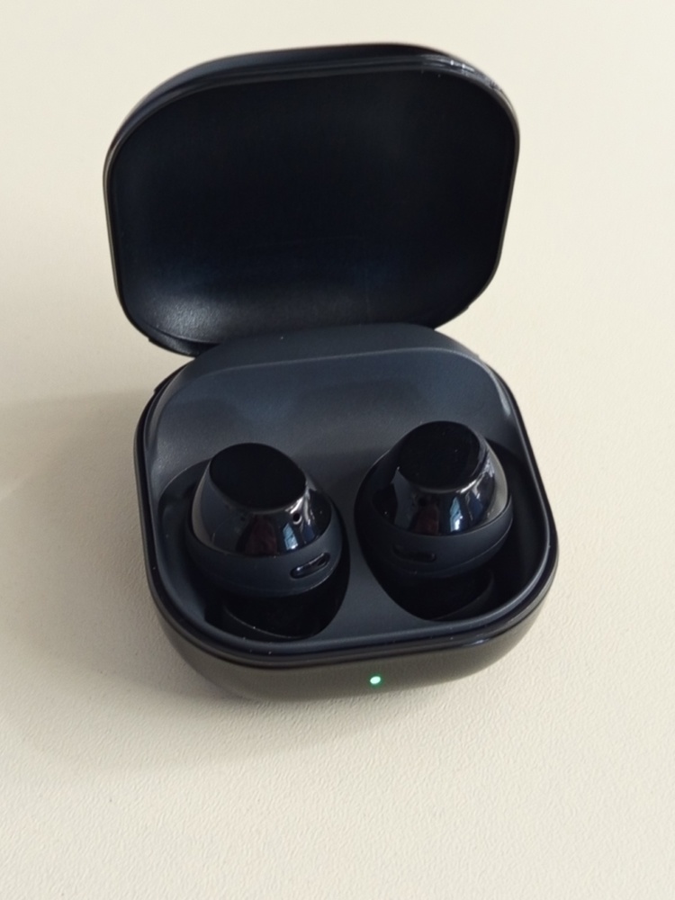 Наушники безпроводные SAMSUNG BUDS