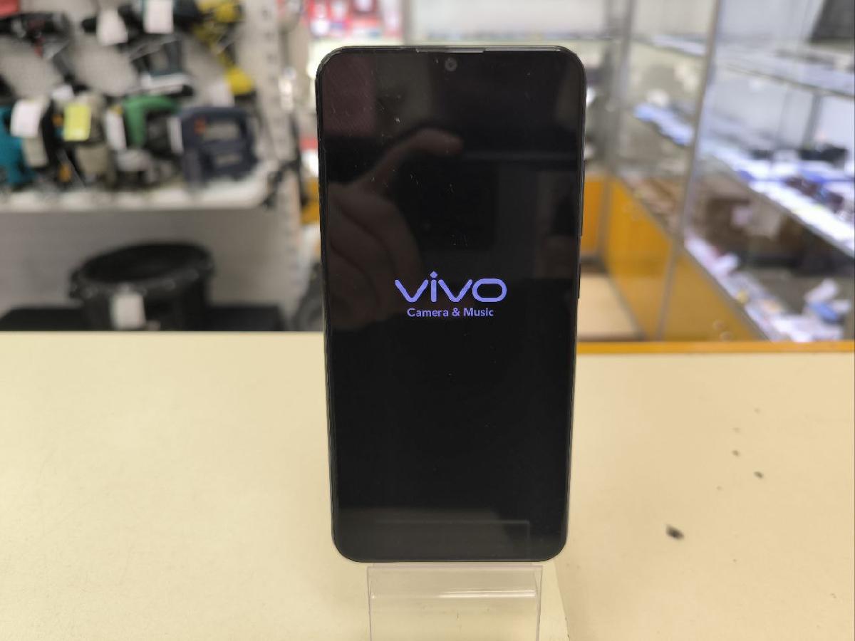 Смартфон Vivo 1820