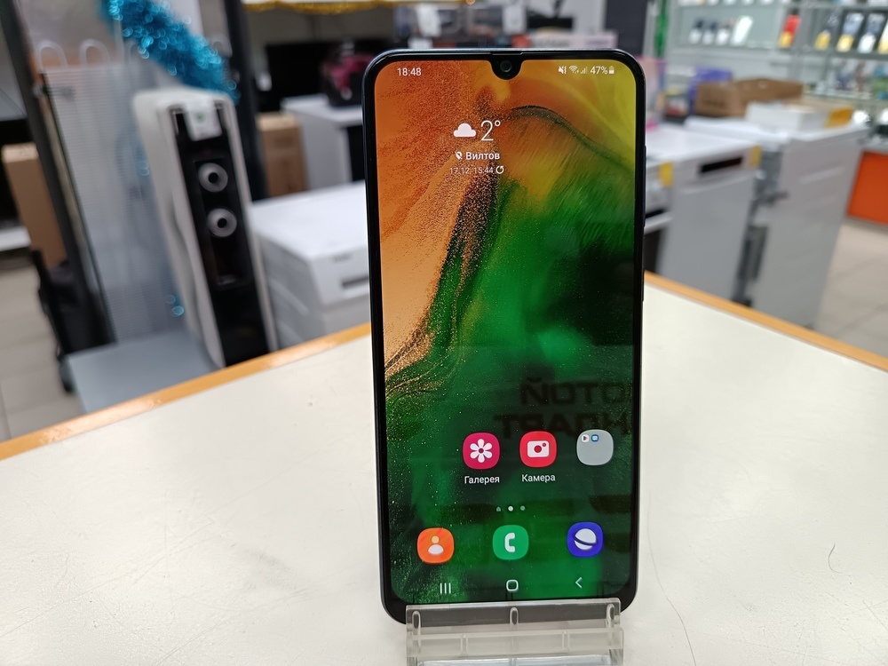 Смартфон Samsung Galaxy A30 3/32