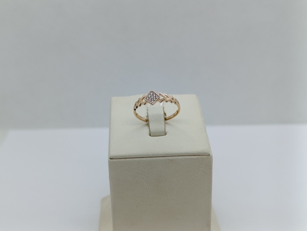 КОЛЬЦО С КАМНЯМИ (Au 585)