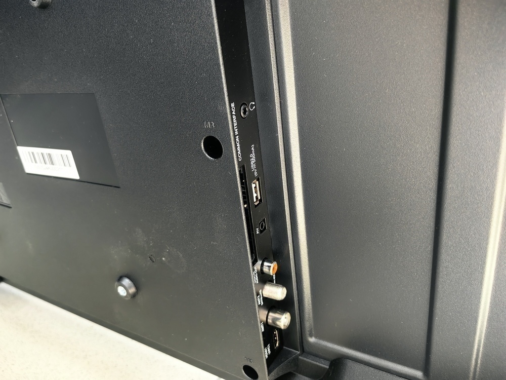 LED Телевизор Starwind SW-LED43UG405