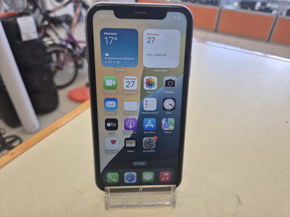 Смартфон Apple iPhone 11 64Gb