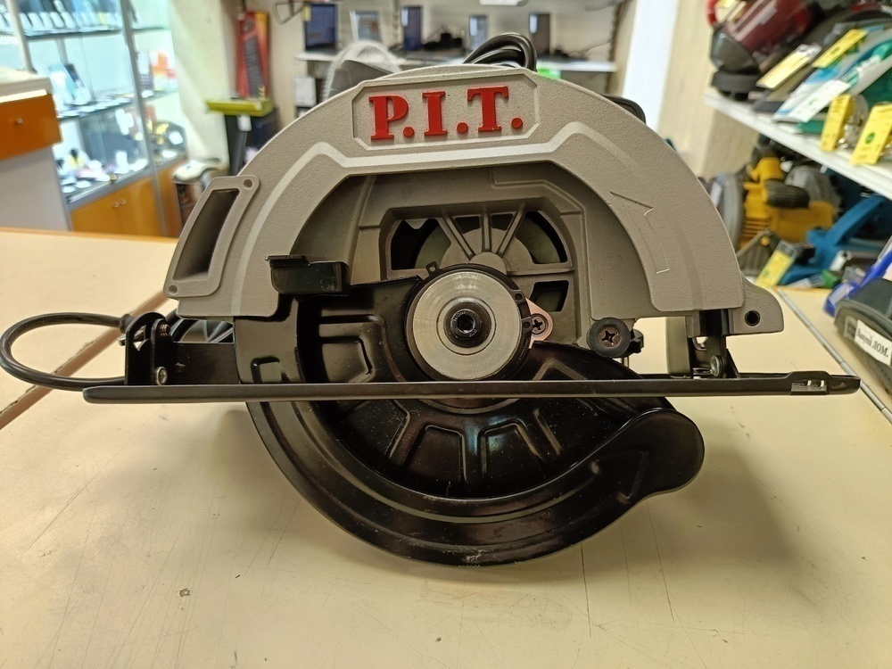 Дисковая пила P.I.T. PKS185-C4
