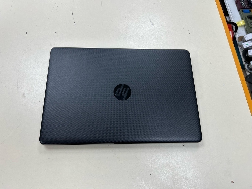 Ноутбук HP; A6-9200, Radeon R4 series, 8 Гб, Нет, 500 Гб