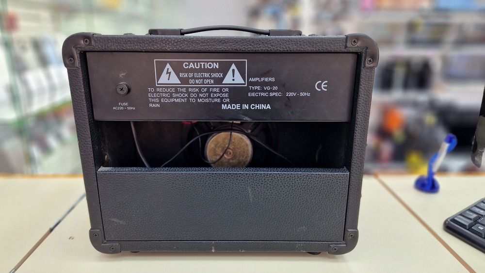 Комбик KILLER VG-20;