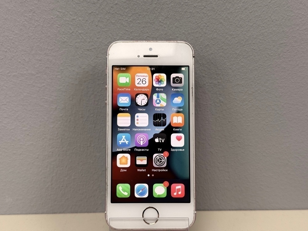 Смартфон Apple iPhone 5SE 32Gb