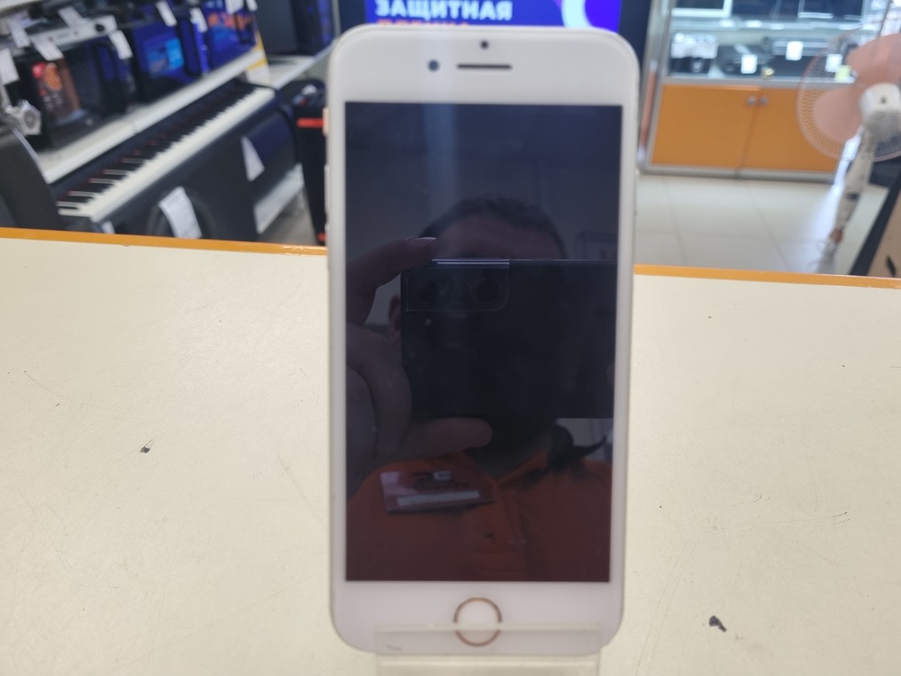 Смартфон Apple iPhone 8 64Gb