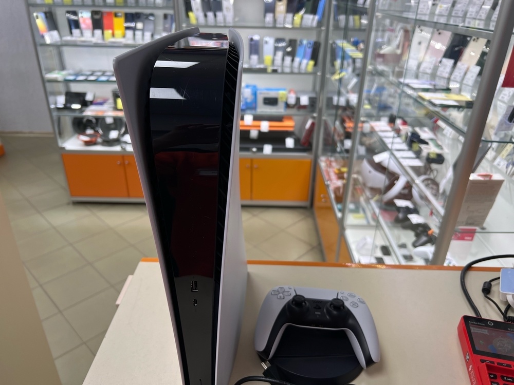 Игровая приставка PlayStation 5 Digital Edition 825Gb