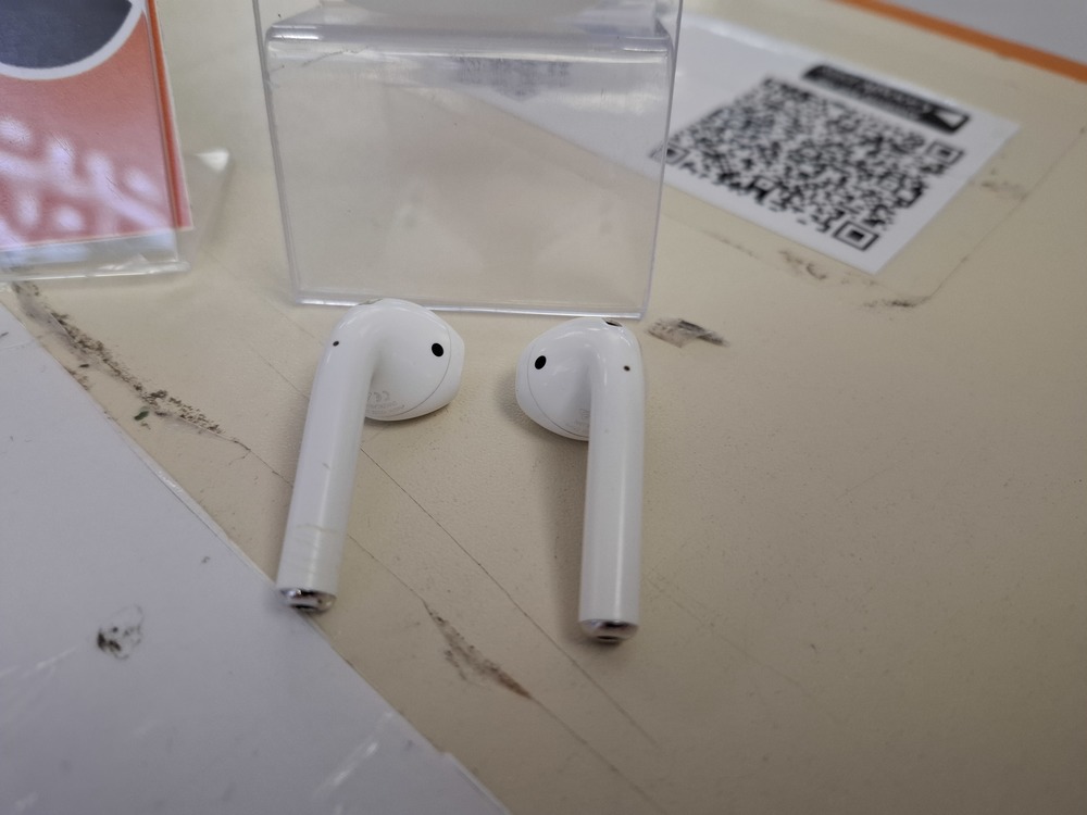 Наушники беспроводные Apple AirPods 2