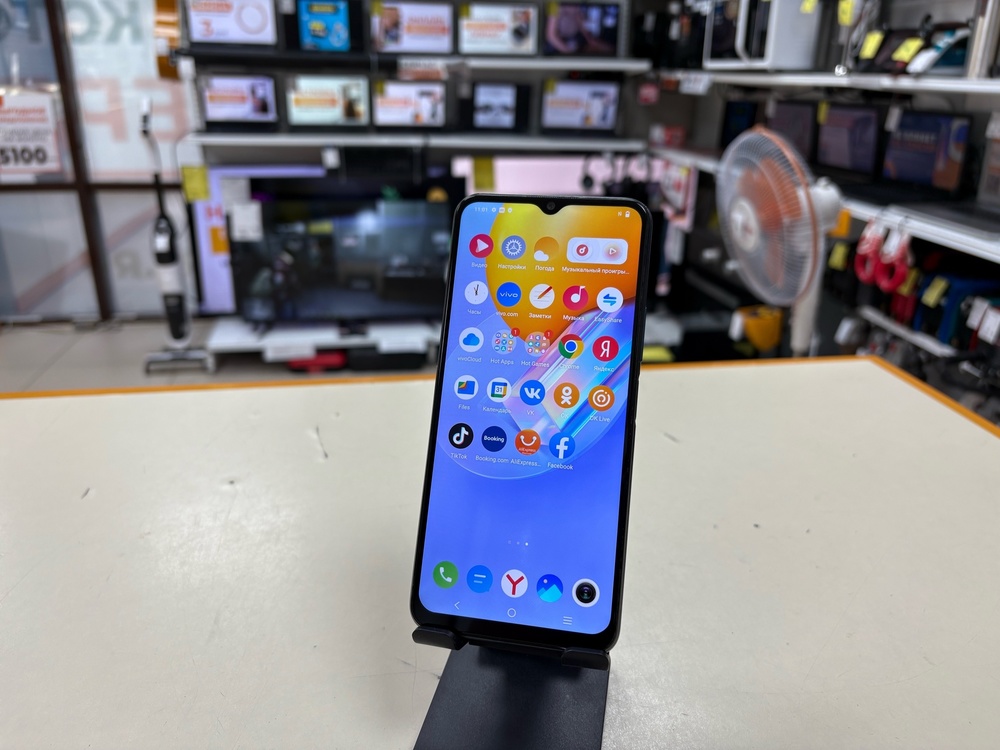 Смартфон Vivo Y31