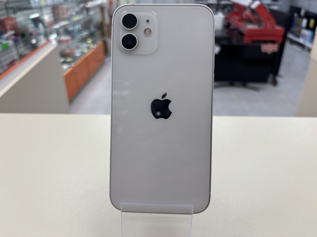 Смартфон Apple iPhone 12 64Gb