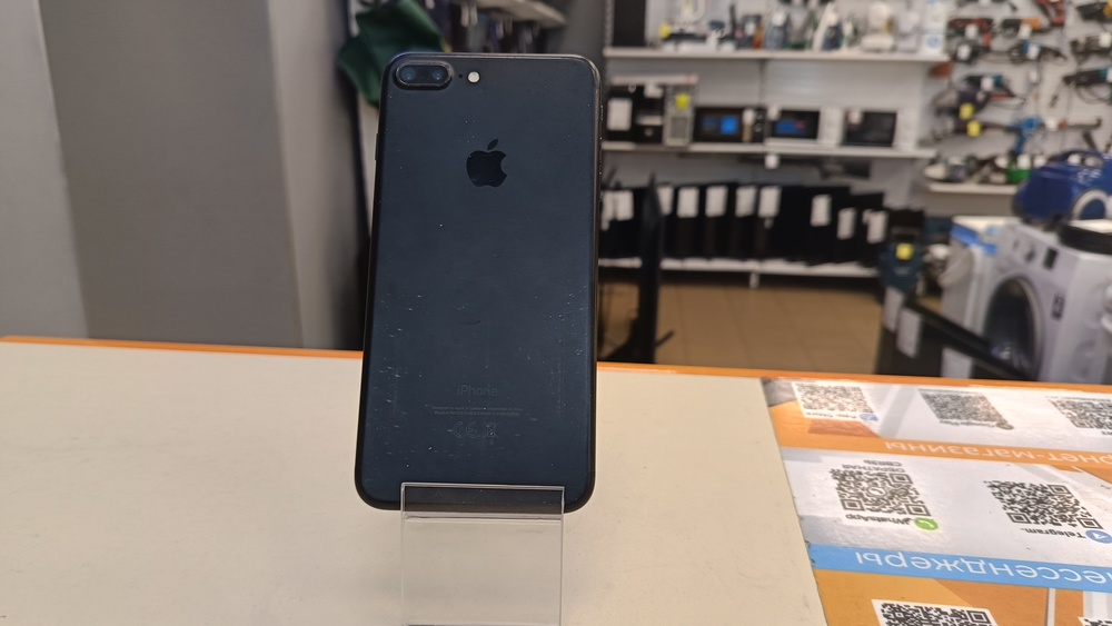 Смартфон Apple iPhone 7 Plus 32Gb