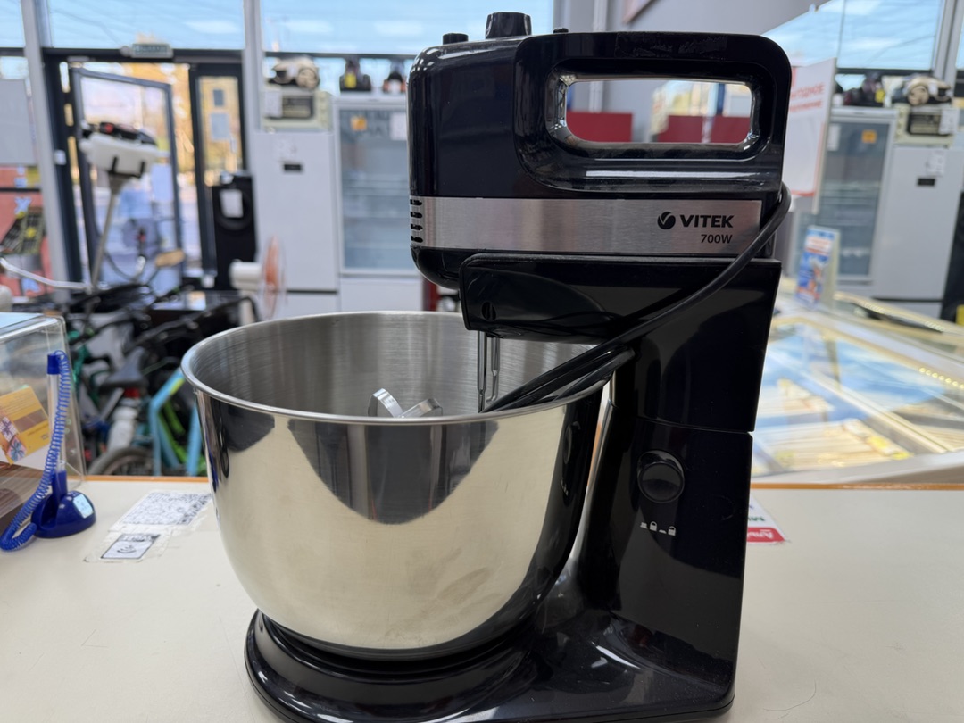 Миксер Vitek VT-1425