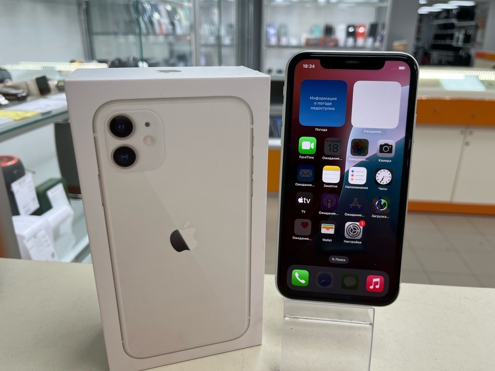 Смартфон Apple iPhone 11 64Gb