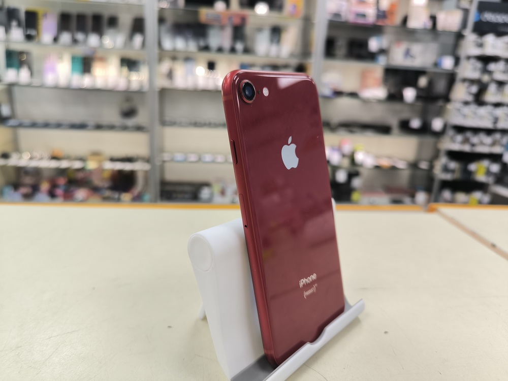 Смартфон Apple iPhone 8 64Gb