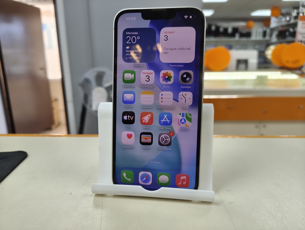 Смартфон Apple iPhone 13 128Gb