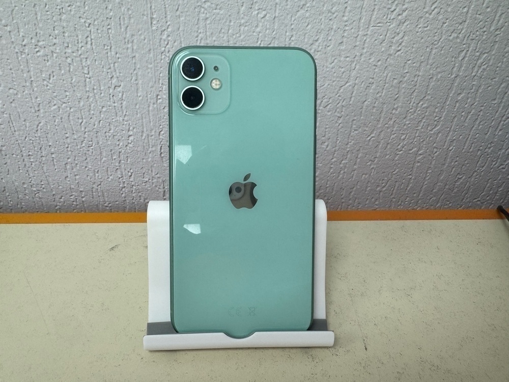 Смартфон Apple iPhone 11 64Gb