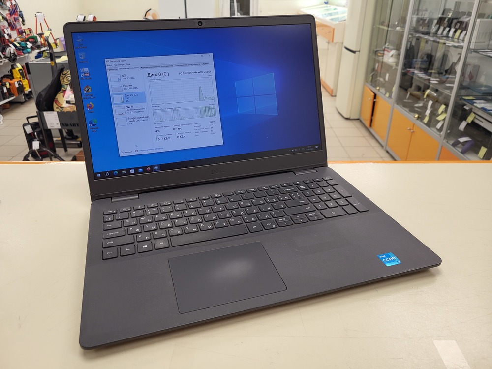 Ноутбук DELL; Core i3-1005G1, Intel UHD Graphics, 4 Гб, 256 Гб, Нет