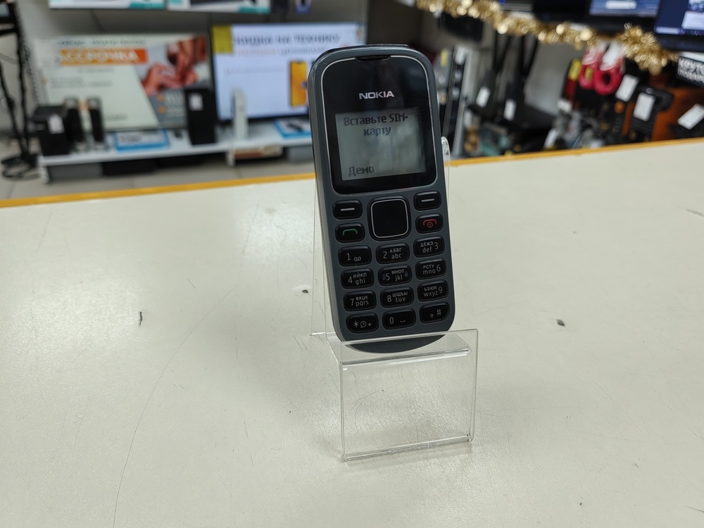 Мобильный телефон Nokia 1-02c